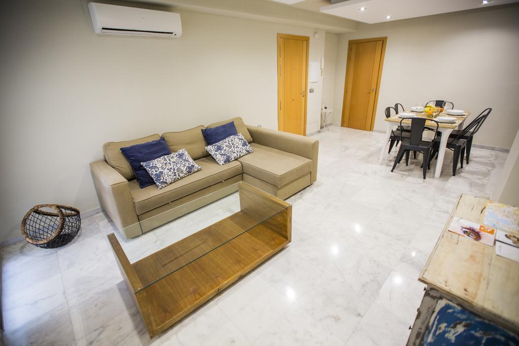 مالقة Ab Apartamentos Reding المظهر الخارجي الصورة